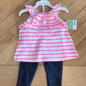 New w/t Carter’s 3mo baby girl 2 piece set